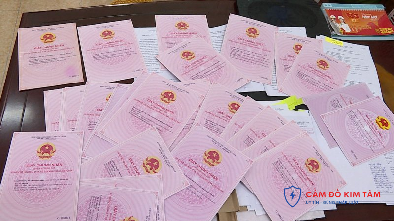 Cầm cố sổ đỏ: Những điều cần biết và quy trình thực hiện hiệu quả