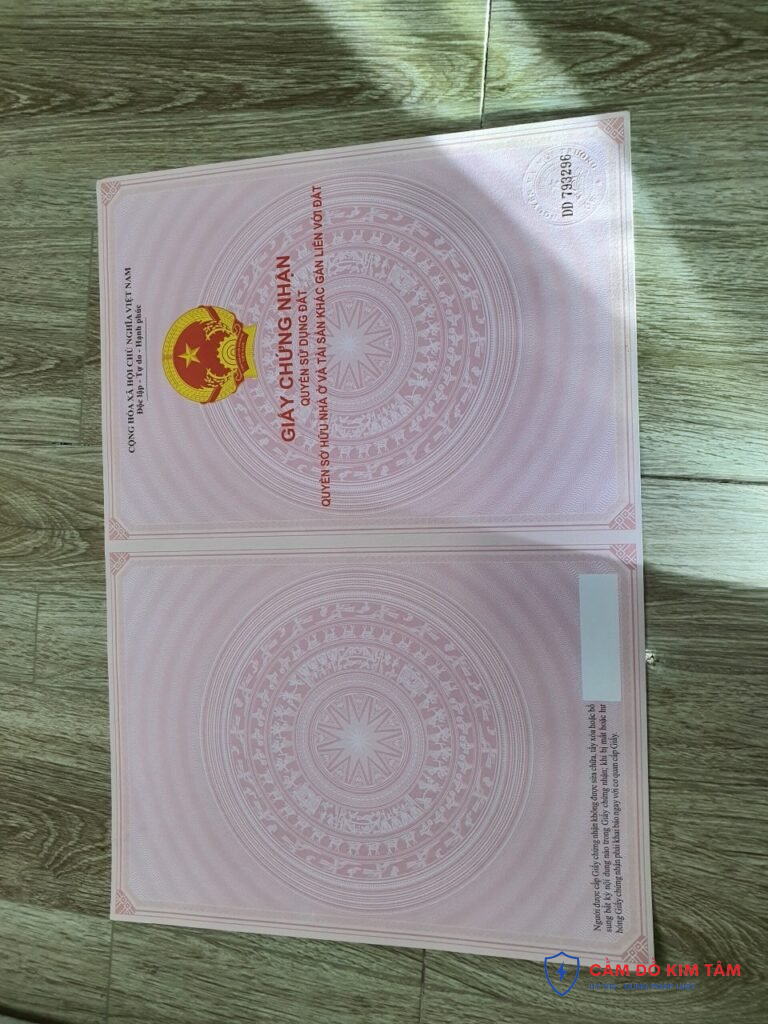 Dịch vụ cầm sổ hồng không chính chủ: Những điều cần biết và lưu ý khi sử dụng