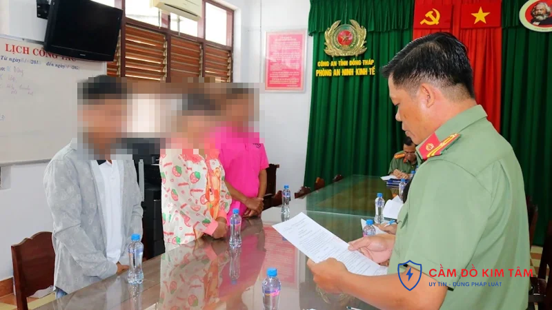 Cầm đồ quá hạn có bị phạt không và những điều cần biết