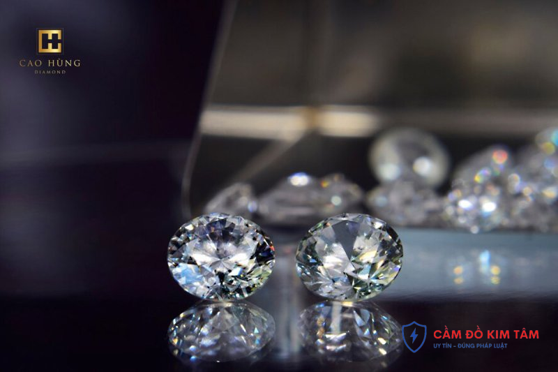 Cầm Kim Cương Uy Tín – Thẩm Định Chuẩn, Giải Ngân Nhanh