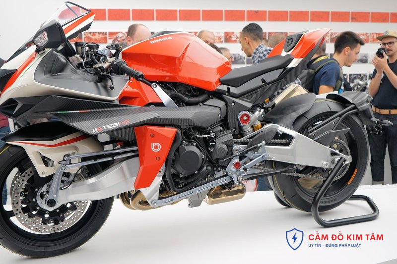 Cầm Xe Máy Uy Tín – Giải Ngân Nhanh, Lãi Suất Thấp