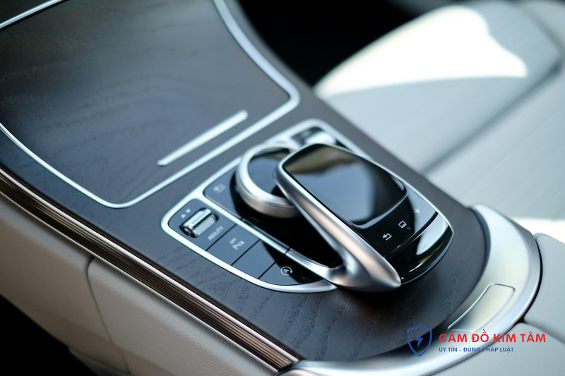 Dịch vụ cầm xe ô tô tại Nam Định: Những điều cần biết và lưu ý