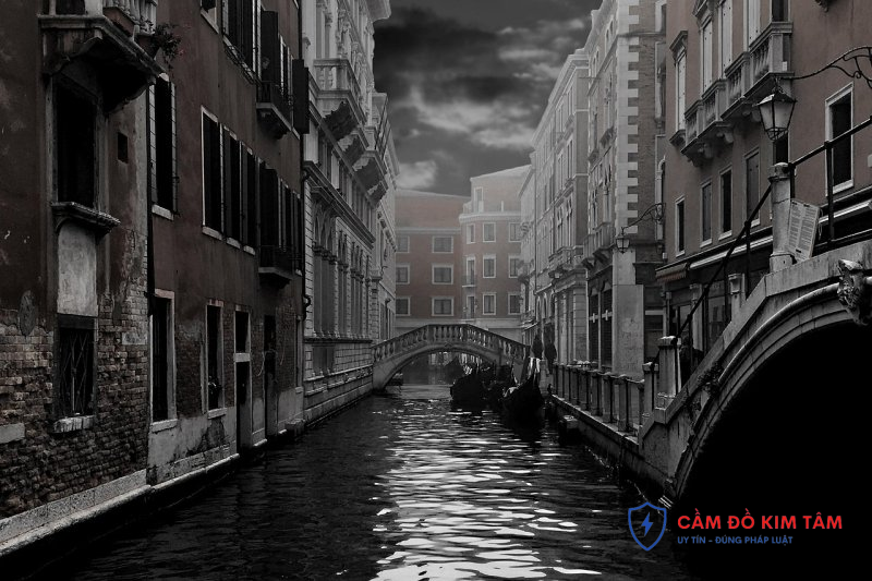 Cầm sổ đỏ nhận tiền ngay: Quy trình và lưu ý cần biết