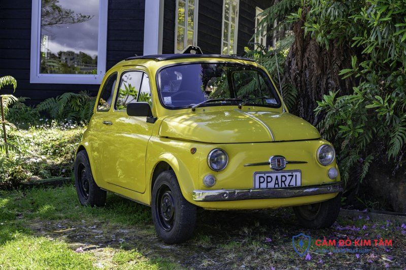 Cầm giấy tờ xe ô tô tại Điện Biên: Những điều cần biết và lưu ý