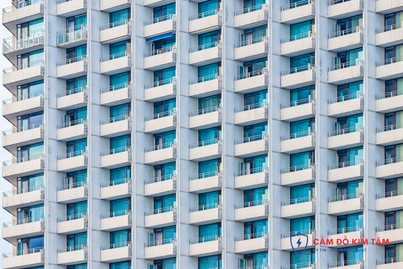 Cầm sổ đỏ đất thổ cư uy tín: Những điều cần biết để đảm bảo quyền lợi