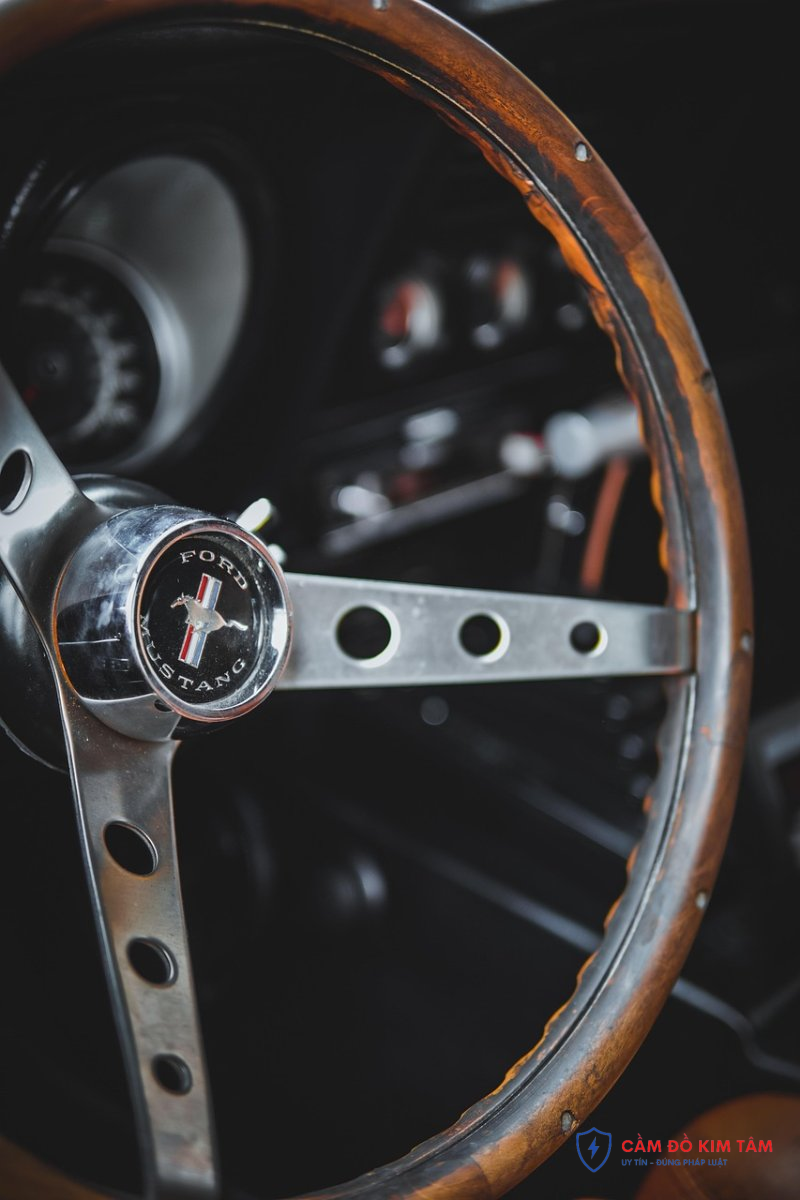 Hướng dẫn cầm cà vẹt xe máy chính chủ an toàn và hiệu quả