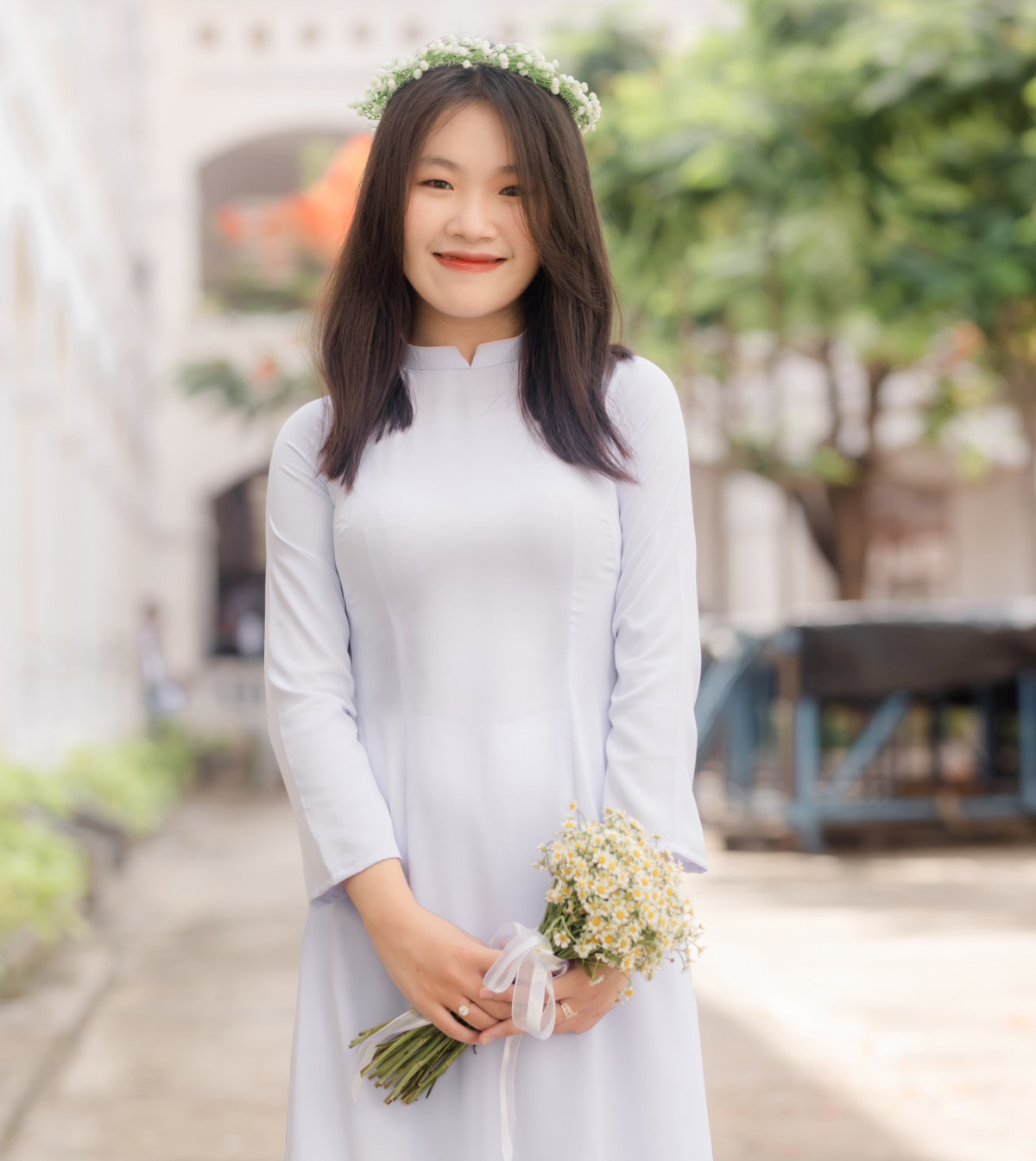 Nguyễn Anh Thư (cựu HS Trường THPT Hậu Nghĩa)