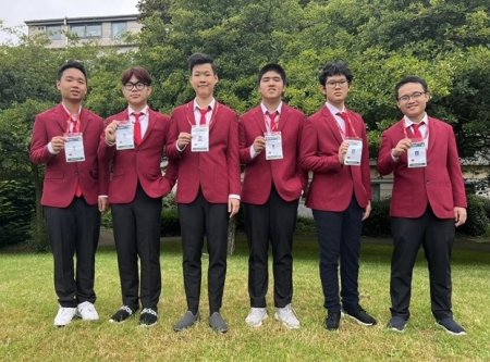 6 học sinh Việt Nam giành huy chương và bằng khen tại Olympic Toán học quốc tế