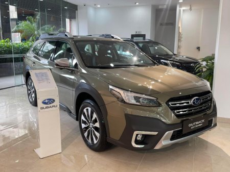 Subaru Outback giảm giá gần nửa tỉ đồng tại Việt Nam